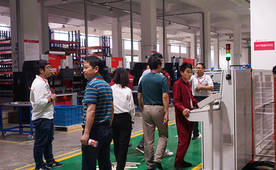 阿里巴巴集團(tuán)廚房大家電負(fù)責(zé)人子謖一行到訪佳歌集團(tuán)，共探智慧工廠與家電產(chǎn)業(yè)數(shù)字化新未來(lái)